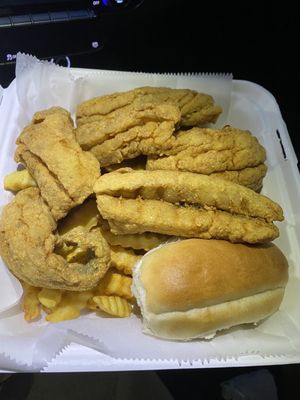 Seafood Shanty by null