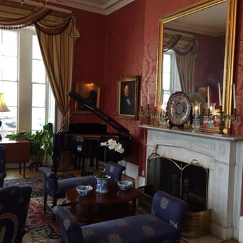 Antrim 1844 - Mansion drawing room - Hotels Near Me - Taneytown, Maryland Antrim 1844 - Mansion drawing room - Hotels Near Me - Taneytown, Maryland