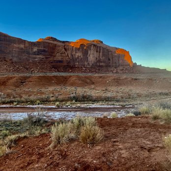 Goulding's Tours - Bus Tours Near Me - Monument Valley, Utah