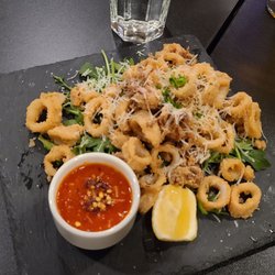 Hugo’s - Calamari