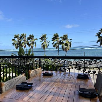 The Crouching Lion - Views from the table can't be beat! - Beer Bar Near Me - Kaaawa, Hawaii