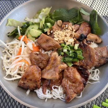 Urban Rolls Rocklin - 8/30/26 FYI. Chicken vermicelli bowl. - Vietnamese Near Me - Rocklin, California