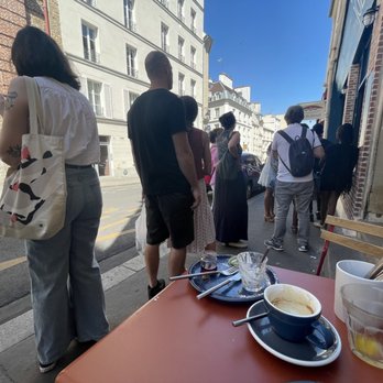 JOZI Brunch Panthéon - The queue grew quite rapidly after I sat down to eat - Coffee & Tea Near Me - Paris, 75 JOZI Brunch Panthéon - The queue grew quite rapidly after I sat down to eat - Coffee & Tea Near Me - Paris, 75