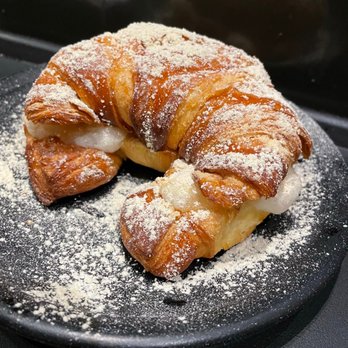Oakobing - Injeolmi Croissant - Shaved Ice Near Me - Los Angeles, California Oakobing - Injeolmi Croissant - Shaved Ice Near Me - Los Angeles, California