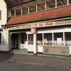 Cafe Müller - Geschlossene Eindruck, der täuscht: Café Müller