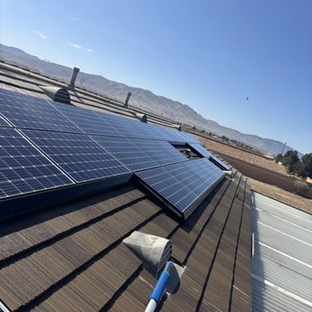 IQ Solar Cleaning - Solar Panel Cleaning Near Me IQ Solar Cleaning - Solar Panel Cleaning Near Me