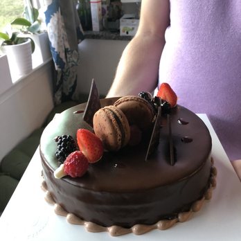 Paris Baguette - Chocolate cake - Bakeries Near Me - Edison, New Jersey