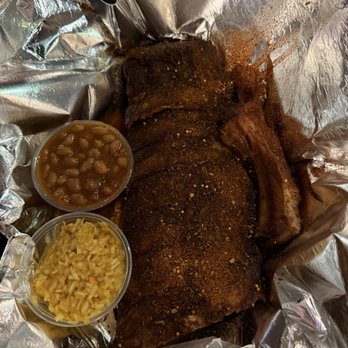 Charlie Vergos' Rendezvous - Rendezvous Charcoal Pork Ribs - Barbeque Near Me - Memphis, Tennessee