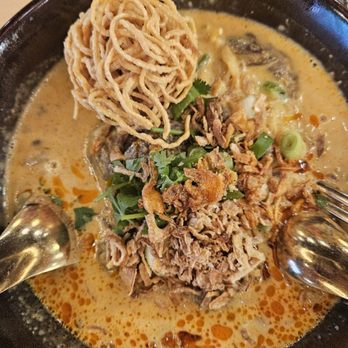 Manaao - Thai Near Me - Tustin, California