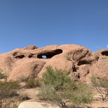 Hole-in-the-Rock - Hiking Near Me - Phoenix, Arizona