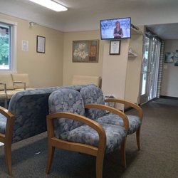 Garrettsville Foot & Ankle Clinic - Pleasant and comfortable waiting area.