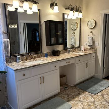 Anna’s Home Services - Vacuuming, mopping, dusting, vanity, sinks, mirrors. - Home Cleaning Near Me