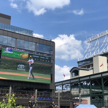Wrigley Field - The big screen - Stadiums & Arenas Near Me - Chicago, Illinois Wrigley Field - The big screen - Stadiums & Arenas Near Me - Chicago, Illinois