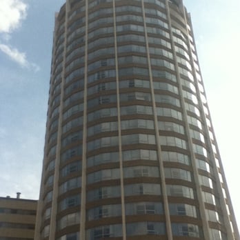 Chateau Lacombe Hotel - Circular building with a rotating restaurant - Hotels Near Me - Edmonton, Alberta Chateau Lacombe Hotel - Circular building with a rotating restaurant - Hotels Near Me - Edmonton, Alberta