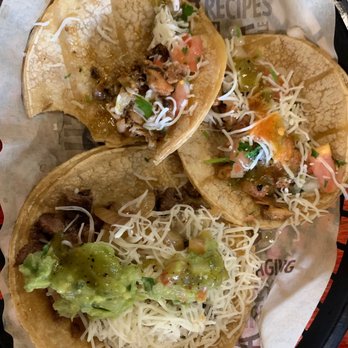Flaco's Tacos - Mexican Near Me - Chicago, Illinois