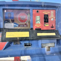 Shell - Easy access to pay without going inside