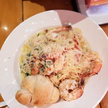 BJ's Restaurant & Brewhouse - Shrimp scampi - American Near Me - Concord, California