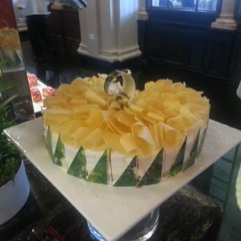 The Circle at The Breakers - Cake... - Breakfast & Brunch Near Me - Palm Beach, Florida The Circle at The Breakers - Cake... - Breakfast & Brunch Near Me - Palm Beach, Florida