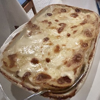 Monarque - Scalloped potatoes that came with the steak - Brasseries Near Me - Montreal, Quebec Monarque - Scalloped potatoes that came with the steak - Brasseries Near Me - Montreal, Quebec