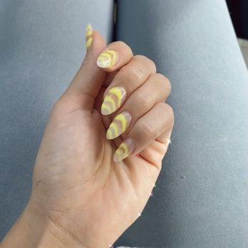 Skylar Nail Spa - Acrylic Full Set by Mercy - Nail Salons Near Me - Los Angeles, California