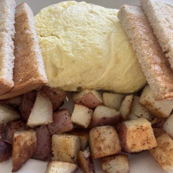 Rhody Hen Cafe EP - Summer veggie omelet - Fish & Chips Near Me - East Providence, Rhode Island Rhody Hen Cafe EP - Summer veggie omelet - Fish & Chips Near Me - East Providence, Rhode Island