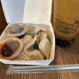 Veggie dumplings and passion fruit boba tea