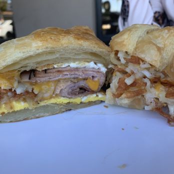 French Bakery Cafe - Vista breakfast sandwich - Bakeries Near Me - Vista, California