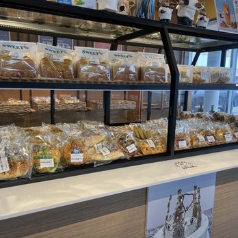 Sweet Percent - Bakery display - Bubble Tea Near Me - Brooklyn Park, Minnesota Sweet Percent - Bakery display - Bubble Tea Near Me - Brooklyn Park, Minnesota