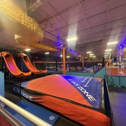 Sky Zone Trampoline Park - Play area