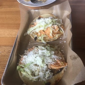 Bárbaro Taquería - Chicken Tinga Tacos (so good!!) - Mexican Near Me - Chicago, Illinois Bárbaro Taquería - Chicken Tinga Tacos (so good!!) - Mexican Near Me - Chicago, Illinois