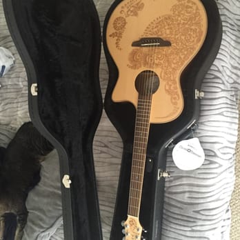 Guitar Center - Musical Instruments & Teachers Near Me - La Mesa, California