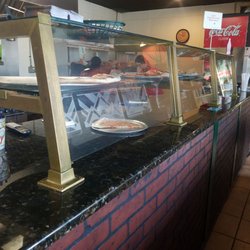 Papa Luigi - Pizza counter