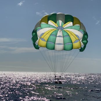 X-Treme Parasail - Parasailing Near Me - Honolulu, Hawaii X-Treme Parasail - Parasailing Near Me - Honolulu, Hawaii
