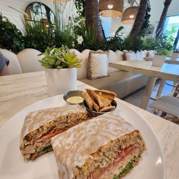 Pura Vida Miami - Breakfast & Brunch Near Me - Dania Beach, Florida Pura Vida Miami - Breakfast & Brunch Near Me - Dania Beach, Florida