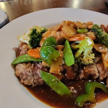 Basil Asian Bistro - Roasted duck - Chinese Near Me - Canton, Ohio Basil Asian Bistro - Roasted duck - Chinese Near Me - Canton, Ohio