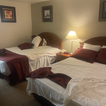 Ramada by Wyndham Kingman - Beds - Hotels Near Me - Kingman, Arizona Ramada by Wyndham Kingman - Beds - Hotels Near Me - Kingman, Arizona