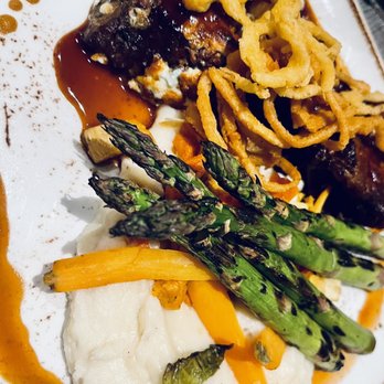 Timber Kitchen & Bar - Short rib - New American Near Me - Bangor, Maine Timber Kitchen & Bar - Short rib - New American Near Me - Bangor, Maine