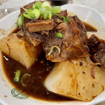 Tim Ho Wan - BR3. Braised Beef Brisket with Turnip (Daikon) - Dim Sum Near Me - Irvine, California