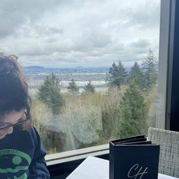 Chart House - Seafood Near Me - Portland, Oregon