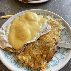 Kitchen - Eggs Benedict