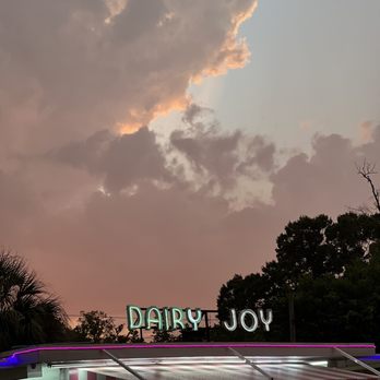 Dairy Joy - Evening shot of dairy joy - Ice Cream & Frozen Yogurt Near Me - Tampa, Florida Dairy Joy - Evening shot of dairy joy - Ice Cream & Frozen Yogurt Near Me - Tampa, Florida
