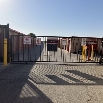 SecurCare Self Storage - Self Storage Near Me - Bakersfield, California