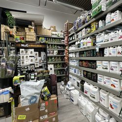 Urban Grow Garden Supply YYZ - Nutrient selection