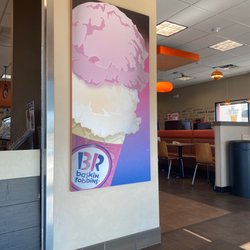 Baskin-Robbins - Interior