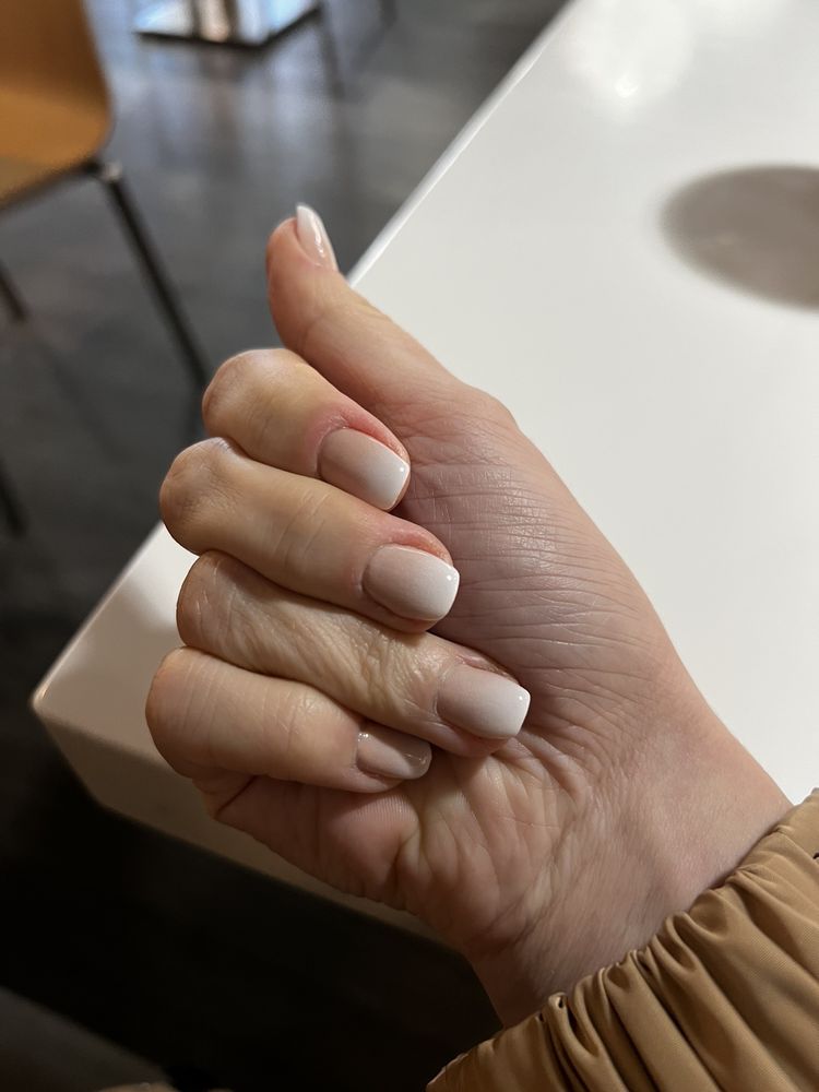 Crystal Nails & Spa, Federal Way Roadtrippers