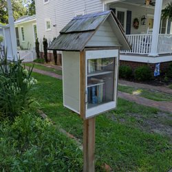 Community Book Box - Community Book Box, 213 E King St, Edenton