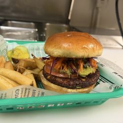 Douglass House Saloon - Bean burger