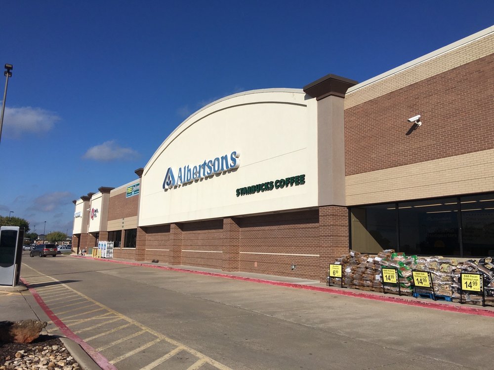 TOM THUMB Updated September 2024 12 Photos & 37 Reviews 4000