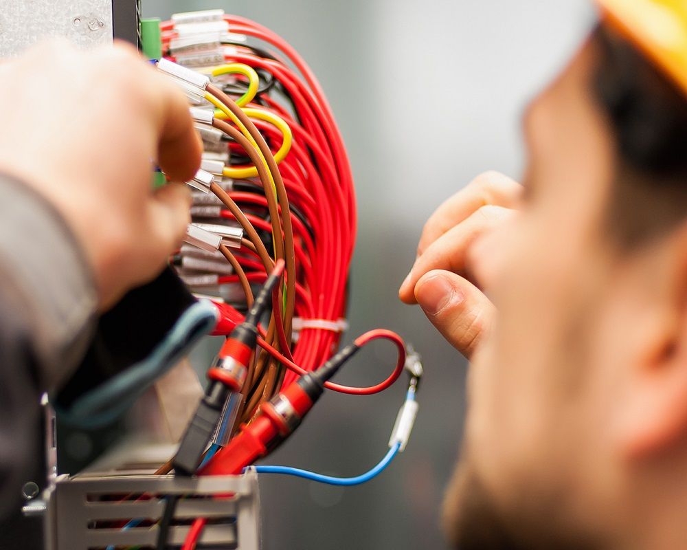 Slide of La Electrical Service