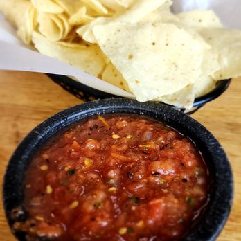 Chevys Fresh Mex - Chips & Salsa - Mexican Near Me - Sioux Falls, South Dakota
